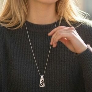 Kenneth Cole Pendant Necklace Women OS Silver Geometric Abstract Modern